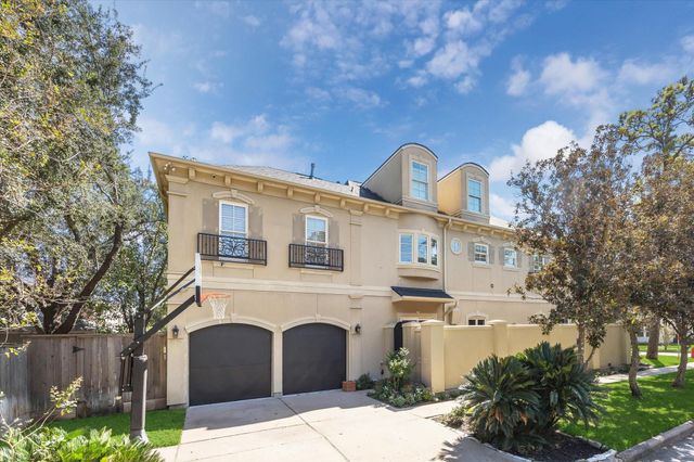 4260 Emory Avenue, West University Place, TX 77005