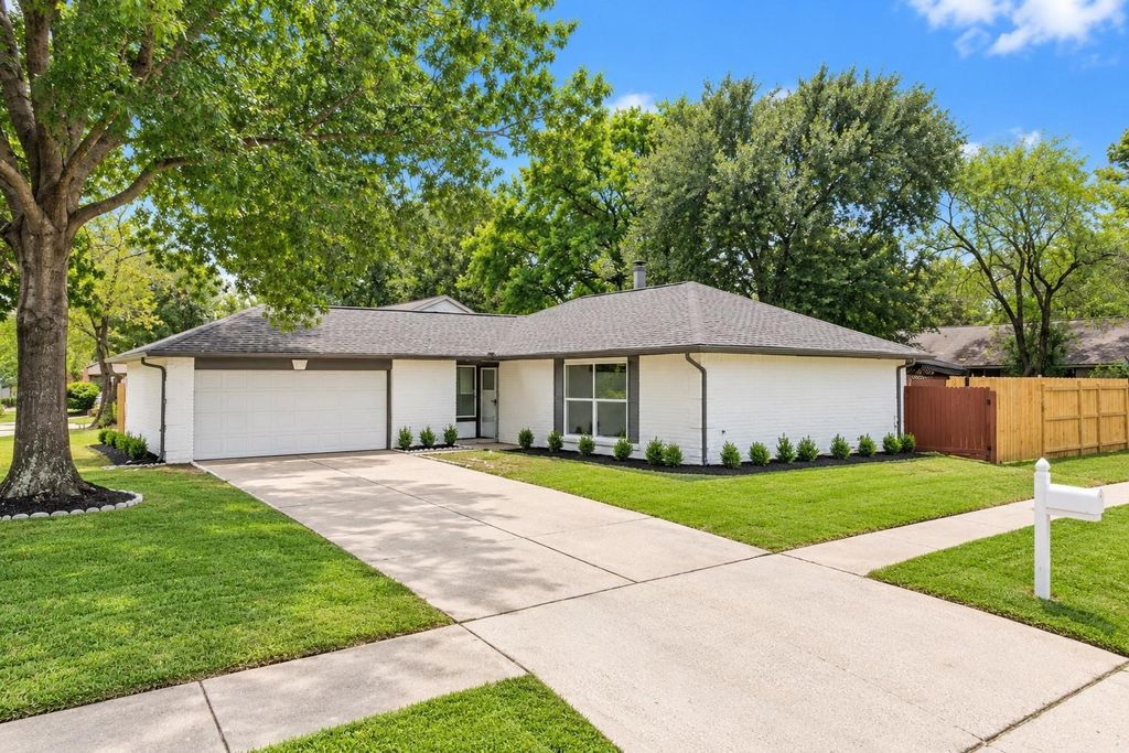 19815 Pinefield Court, Humble, TX 77338