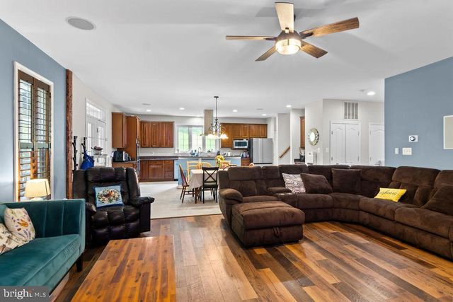 9911 WORMAN DR, King George, VA 22485