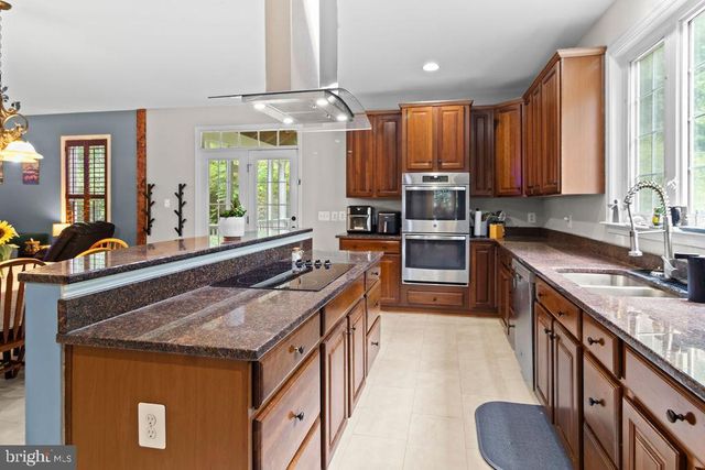 9911 WORMAN DR, King George, VA 22485