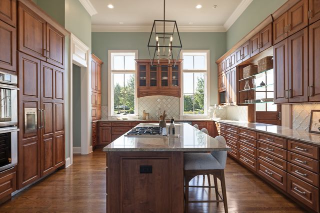 8400 Heirloom Blvd, College Grove, TN 37046