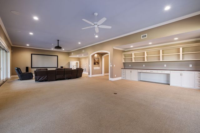 8400 Heirloom Blvd, College Grove, TN 37046