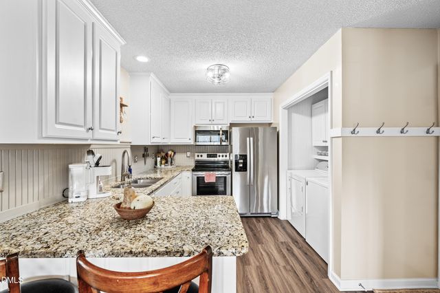 2001 Mckinnon Drive, Clayton, NC 27520