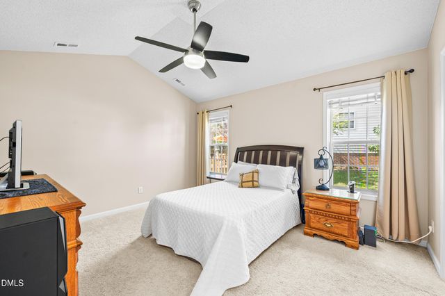 2001 Mckinnon Drive, Clayton, NC 27520