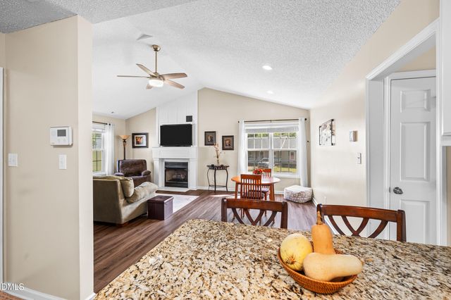 2001 Mckinnon Drive, Clayton, NC 27520