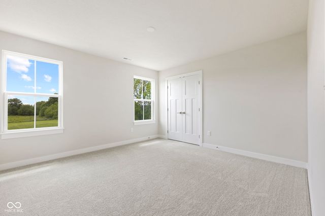 338 McNair Drive, Whiteland, IN 46184