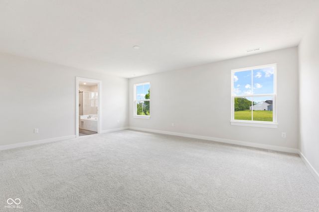 338 McNair Drive, Whiteland, IN 46184