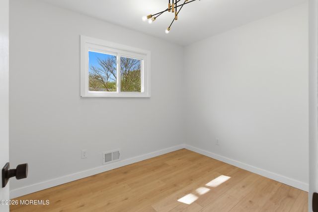 1066 Overlook Drive, Toms River, NJ 08753