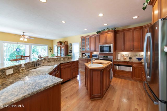 18 Oxton Circle, Pinehurst, NC 28374