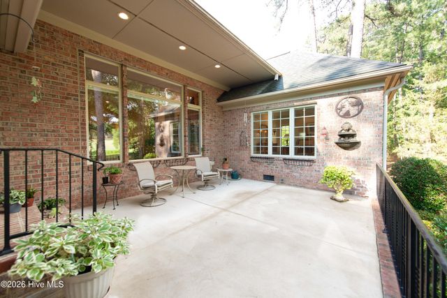 18 Oxton Circle, Pinehurst, NC 28374