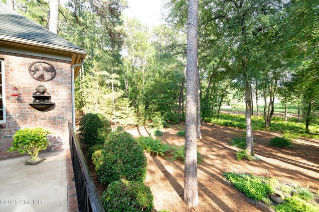 18 Oxton Circle, Pinehurst, NC 28374