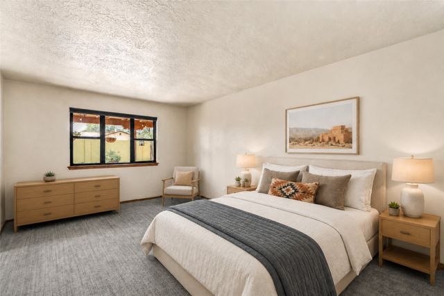 1876 Candela, Santa Fe, NM 87505
