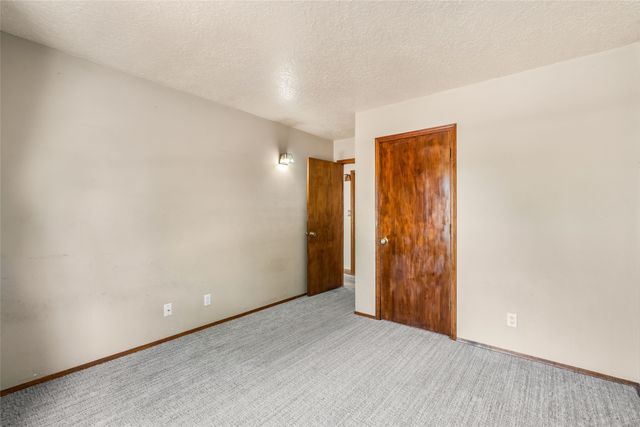 1876 Candela, Santa Fe, NM 87505