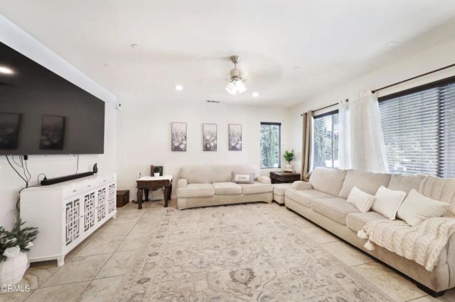 5902 Grizzly Peak Drive, Bakersfield, CA 93311