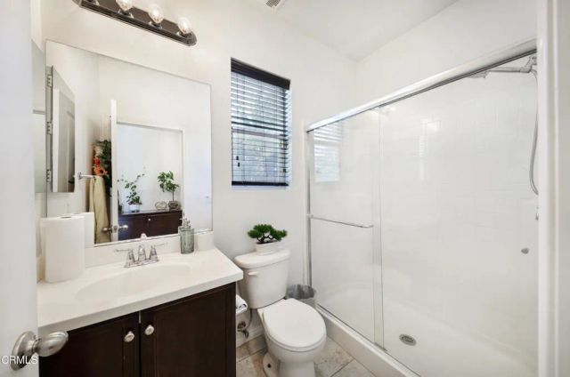 5902 Grizzly Peak Drive, Bakersfield, CA 93311