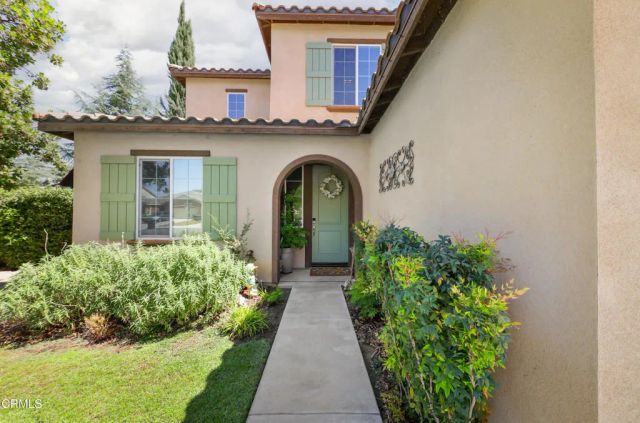 5902 Grizzly Peak Drive, Bakersfield, CA 93311