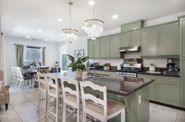 5902 Grizzly Peak Drive, Bakersfield, CA 93311