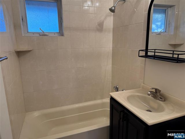 511 Washington Drive, Ramsey, NJ 07446