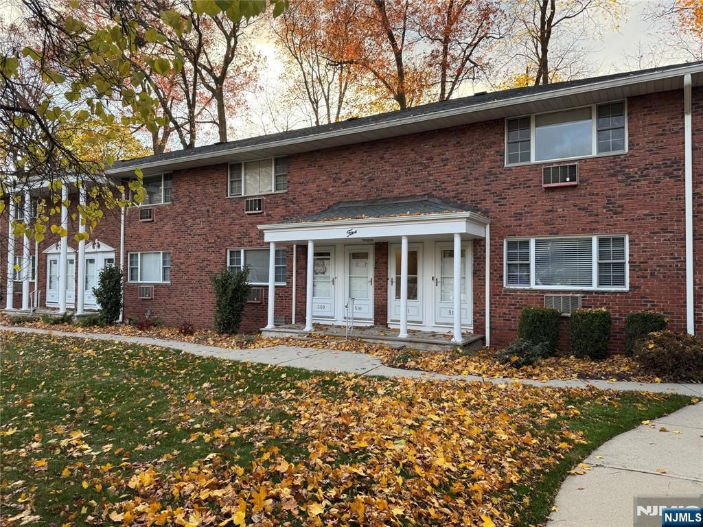 511 Washington Drive, Ramsey, NJ 07446