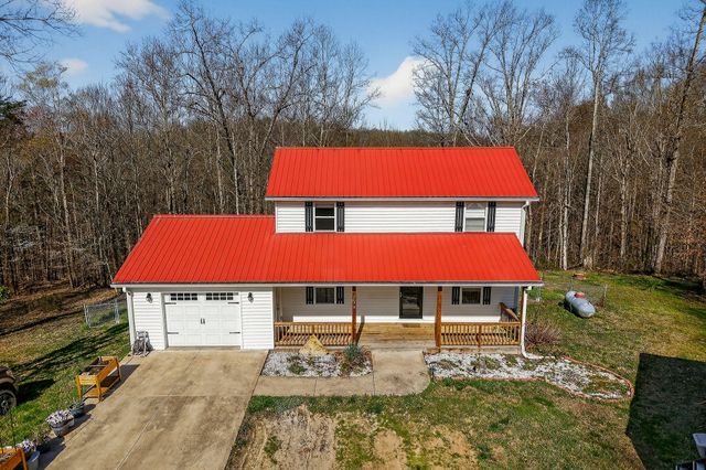 120 Red Bud Ln, Hilham, TN 38568