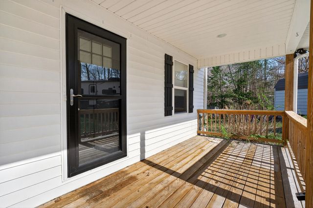 120 Red Bud Ln, Hilham, TN 38568