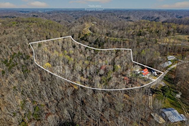 120 Red Bud Ln, Hilham, TN 38568