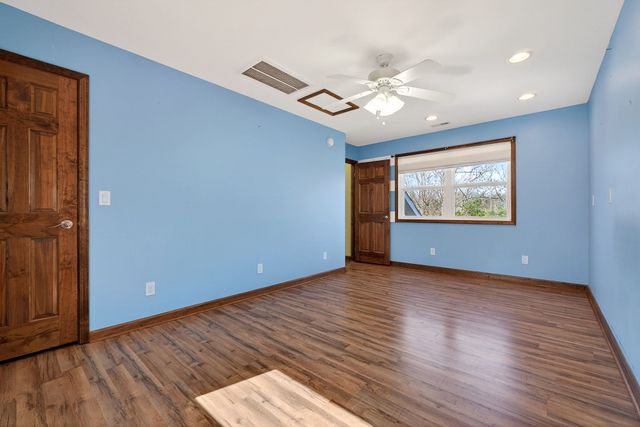 120 Red Bud Ln, Hilham, TN 38568