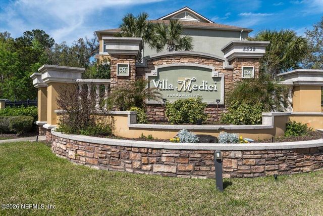 8539 GATE Parkway W 9404, Jacksonville, FL 32216