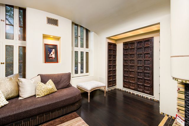 229 W Eugenie Street, Chicago, IL 60614