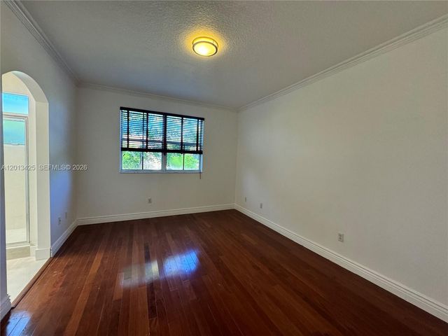 4933 N Harbor Isles Dr 202, Dania Beach, FL 33312