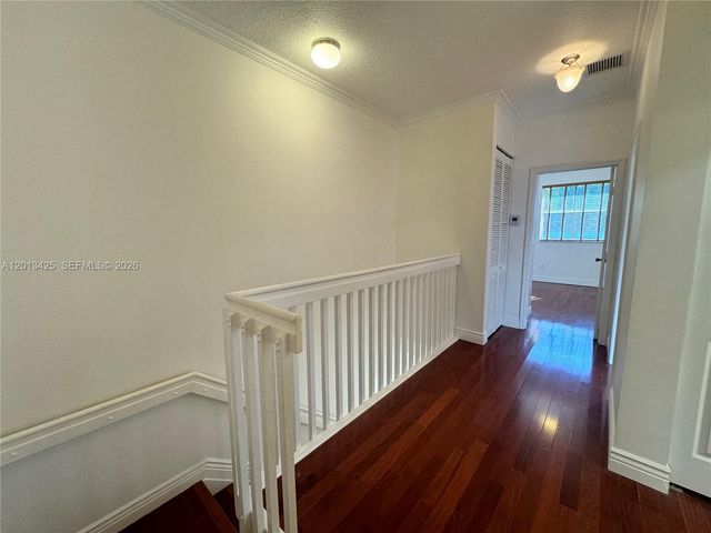 4933 N Harbor Isles Dr 202, Dania Beach, FL 33312