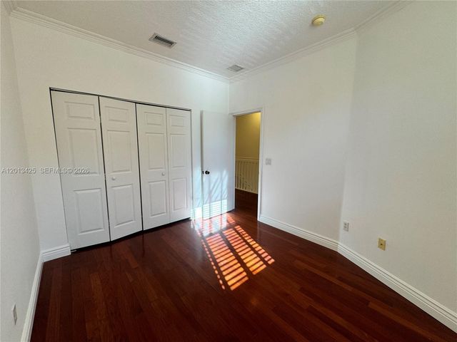 4933 N Harbor Isles Dr 202, Dania Beach, FL 33312