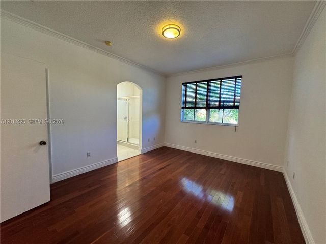 4933 N Harbor Isles Dr 202, Dania Beach, FL 33312
