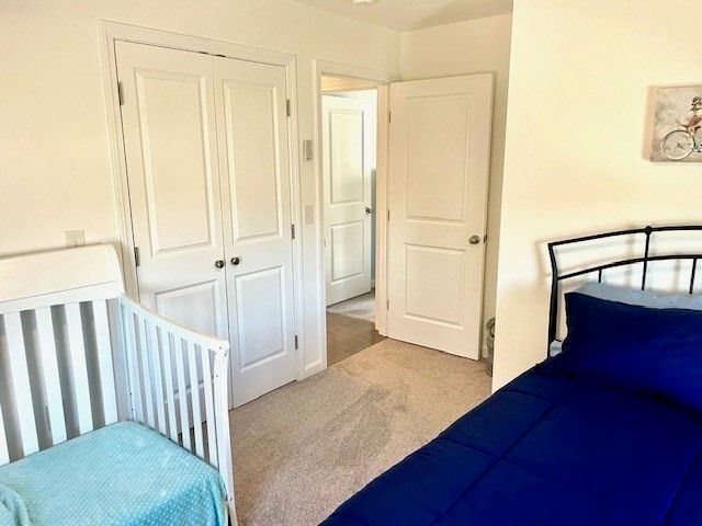 4 Valley View Dr, Spencer, MA 01562