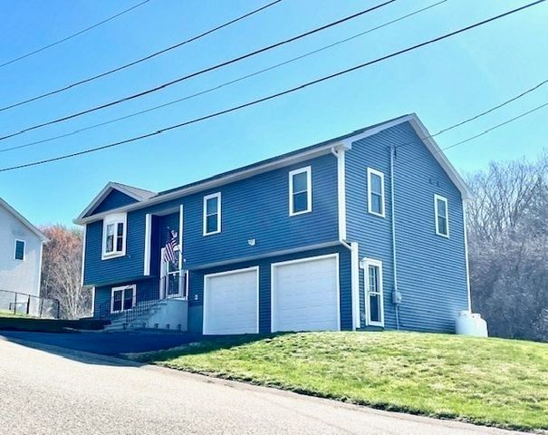 4 Valley View Dr, Spencer, MA 01562