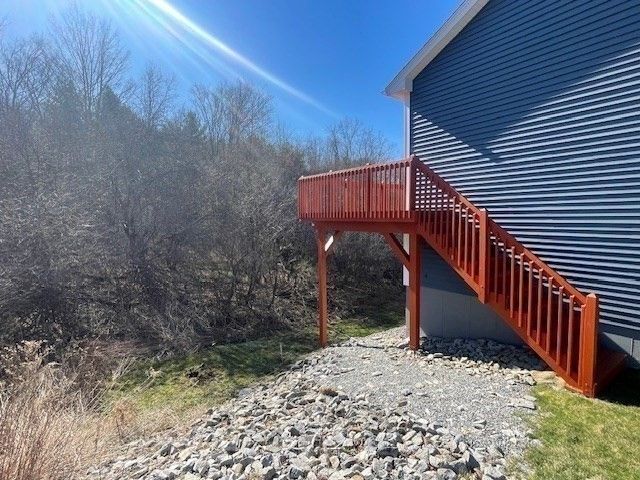 4 Valley View Dr, Spencer, MA 01562