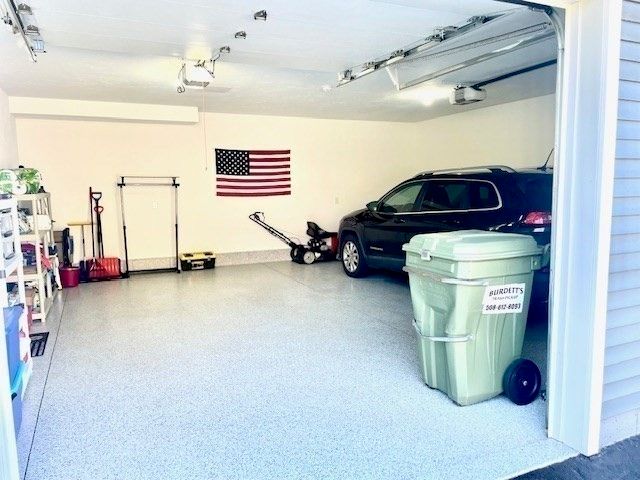 4 Valley View Dr, Spencer, MA 01562