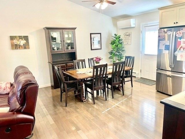 4 Valley View Dr, Spencer, MA 01562