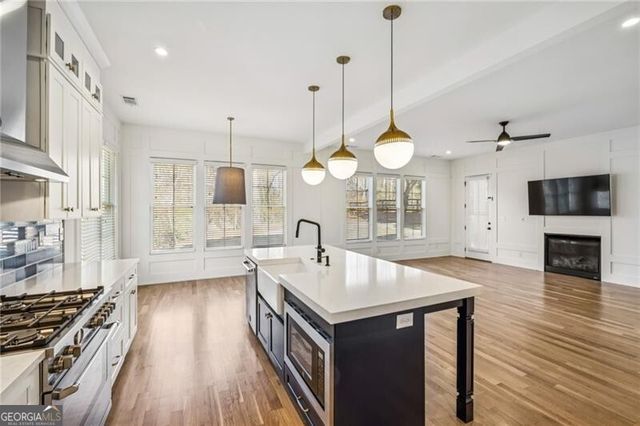 1062 Country Lane NE, Atlanta, GA 30324