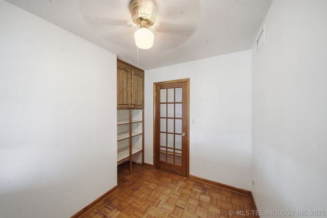 707 E 7th Court, Sand Springs, OK 74063