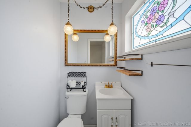 707 E 7th Court, Sand Springs, OK 74063