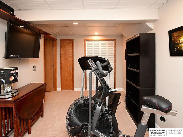 4816 S 160 Street, Omaha, NE 68135