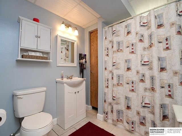 4816 S 160 Street, Omaha, NE 68135