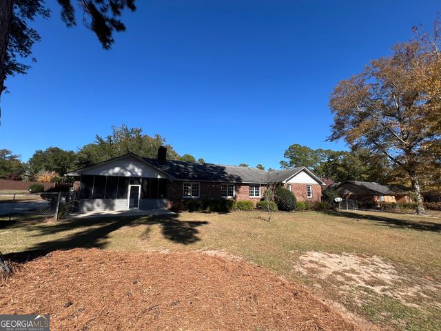 311 Fairmont Drive, Dublin, GA 31021