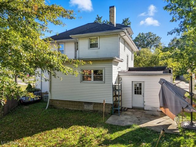 208 King Street, Ravenna, OH 44266