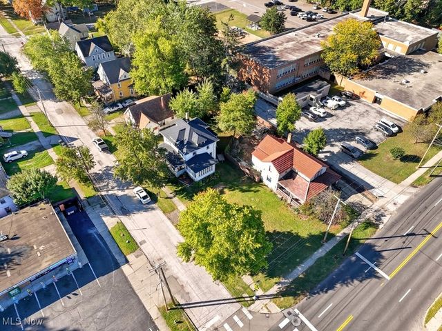 208 King Street, Ravenna, OH 44266