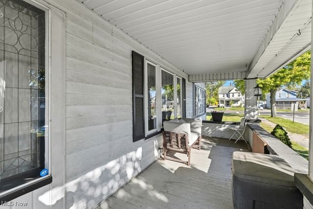 208 King Street, Ravenna, OH 44266