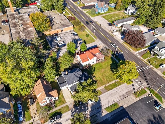 208 King Street, Ravenna, OH 44266