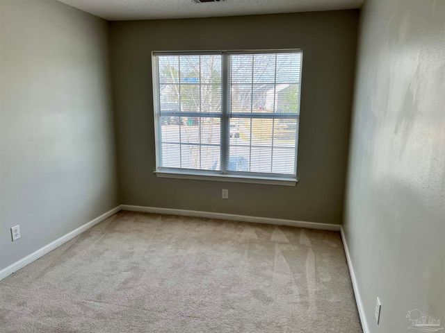 280 Swaying Pine Ct, Crestview, FL 32539