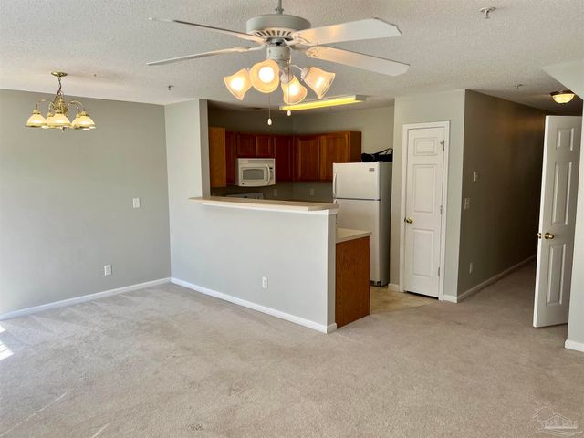 280 Swaying Pine Ct, Crestview, FL 32539